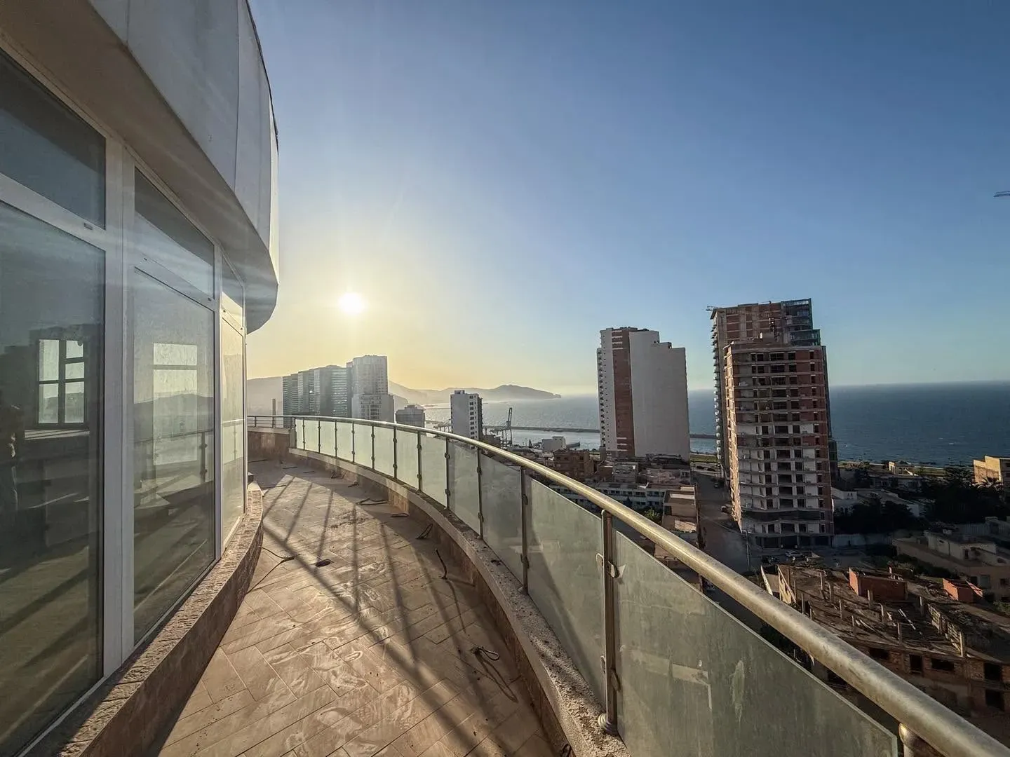 Penthouse F3 – Gambetta