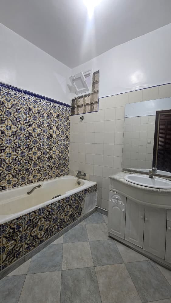 Appartement F3 – Usto Hlm, Bir El Djir