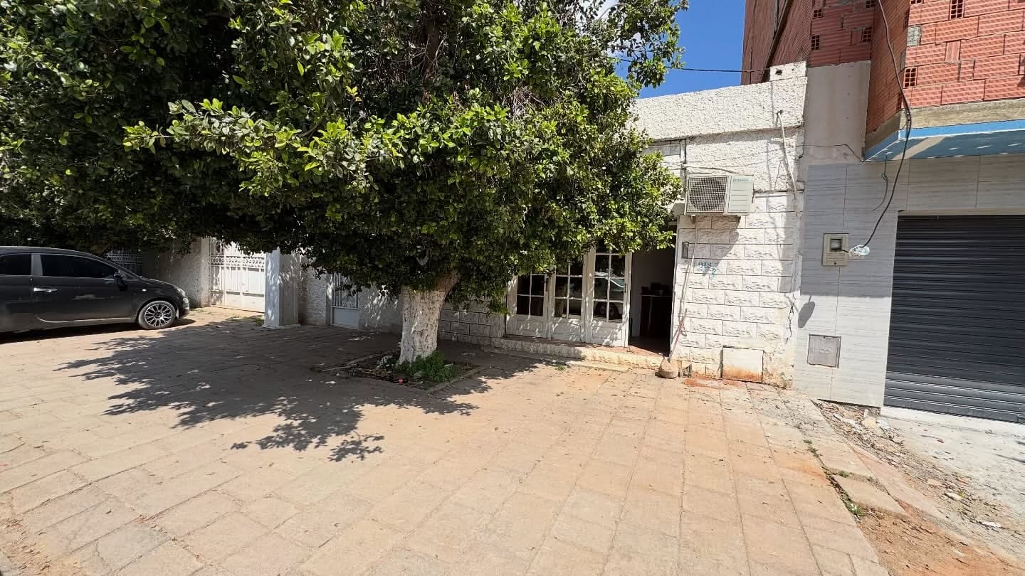 Bureau / Local – Saint-hubert, Oran