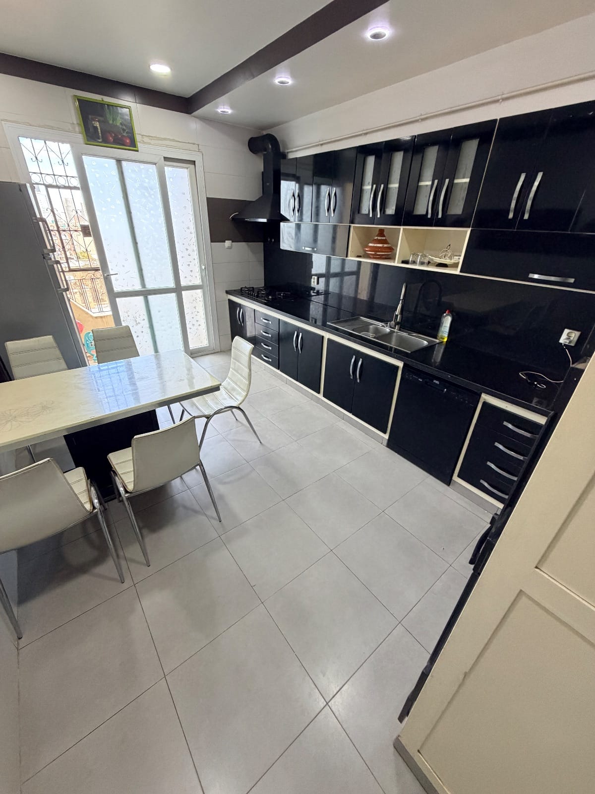 Appartement F4 – Maraval, Oran